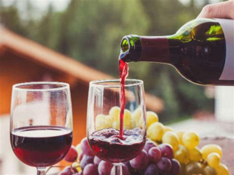 7 Health Benefits Of Drinking Red Wine For Womenred Wine Benefits