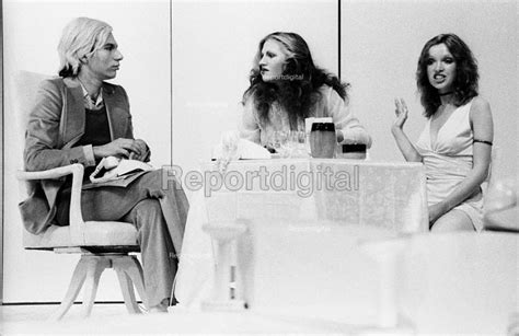 reportage photo of pork by andy warhol roundhouse theatre london 1971 03 report digital