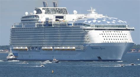 Wonder Of The Seas Itinerary, Current Position, Ship Review | Royal