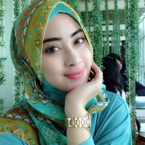 Pin Oleh Hery Hariyanto Di Kudung Sari Gadis Baik Kecantikan Orang Asia Wanita Cantik