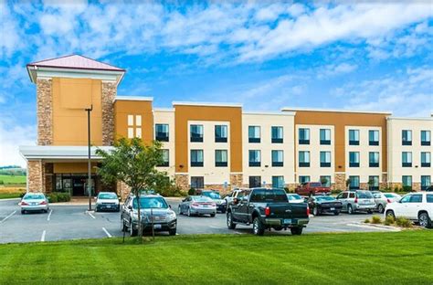 Comfort Suites 4141 Maine Avenue Se Rochester Mn Review Of Med City