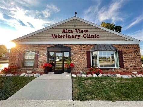 Veterinarian In Greenfield Wi Alta View Veterinary Clinic