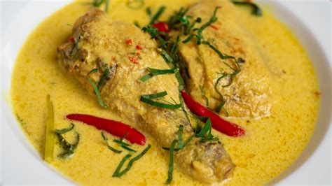 Resepi stew ayam versi tengku puan pahang. Ayam Masak Lemak Cili Api | Resepi Original Negeri ...