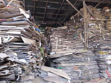 Jika untuk gedung alangkah baiknya untuk menggunakan seng galvalum atau sejenisnya, sedangkan hanya untuk. Harga Barang Bekas, Besi Tua, Kertas, Kardus, Plastik ...