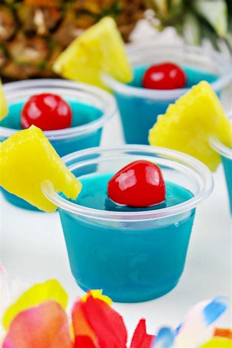 Add the vodka or rum and cold water, and stir to combine. The 11 Best Jello Shot Recipes | Shot recipes, Jello shot ...