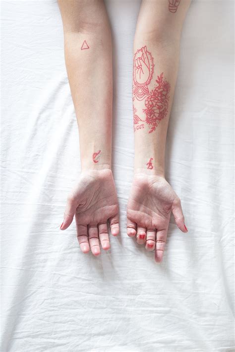 An Art Directors Light And Natural Mix In Barcelona Red Tattoos Red