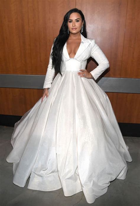 On the red carpet, the band promised fans it would blow their socks off. Grammy Awards 2020: Sophie Turner and Gwen Stefani lead ...