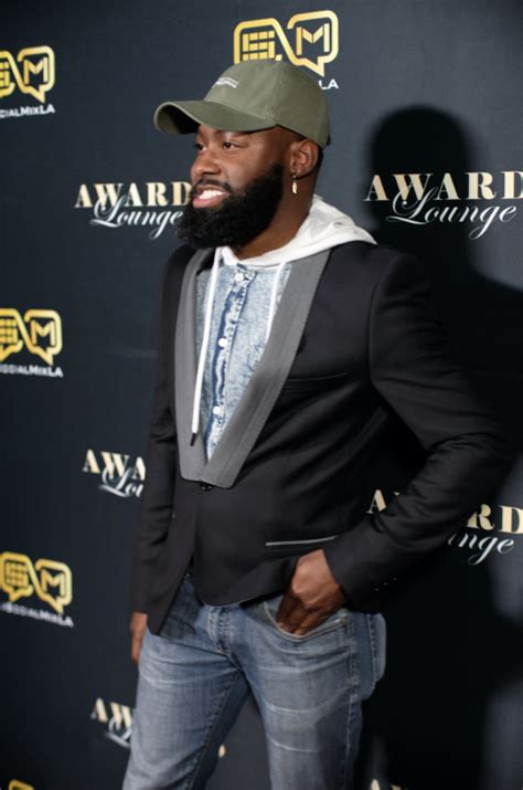 There are 5 groups of 3 songs each. Antoine Dunn wins Artist Of The Year, scores 6 nominations ...