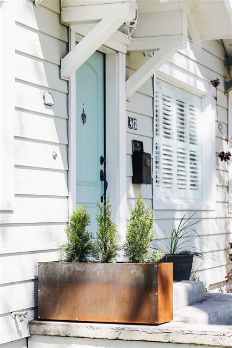Corten Steel Planter Box With Rust Patina The Wicker House