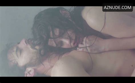 Roxane Mesquida Breasts Butt Scene In Kiss Of The Damned Aznude