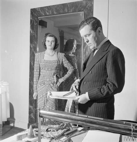 How Clothes Rationing Affected Fashion In The Second World War