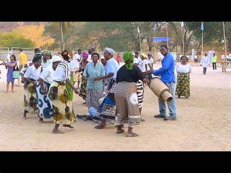 Malawi Traditional Dances At Lake Of Stars 2011 Youtube