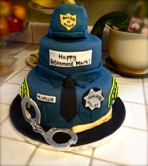 Police Cake A Retirement Cake For A Police Officer With Uniform And