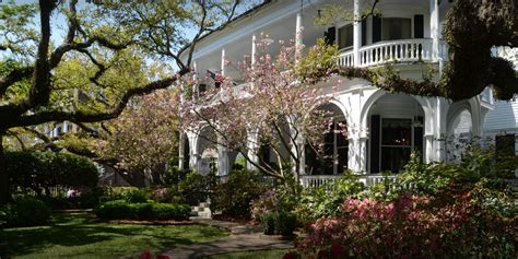 About Two Meeting Street Inn Charleston Bed And Breakfast Romantic Bed And Breakfast Most