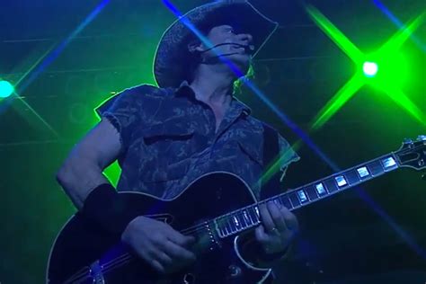 Ted Nugent Stranglehold Live Video Premiere