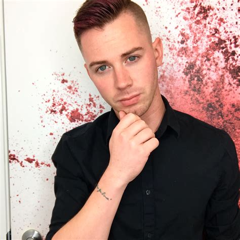 Kyler Ash On Twitter Feeling So Handsome At Work Today Twink Gayporn Blueeyes Twunk