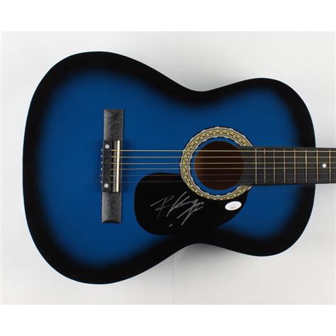 Blake Shelton Signed 38 Acoustic Guitar Jsa Coa Pristine Auction