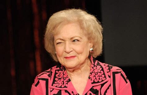Betty White Pictures 32 Photos Of Her Life And Legacy Readers Digest