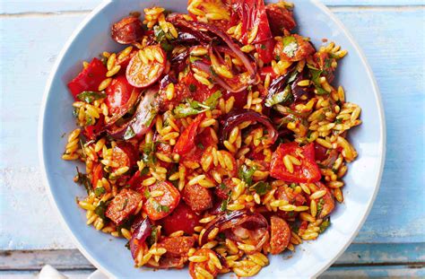 Want a pasta dish exploding with flavor that is ready in a flash? Roasted Pepper Orzo Salad | Salad Recipes | Tesco Real Food