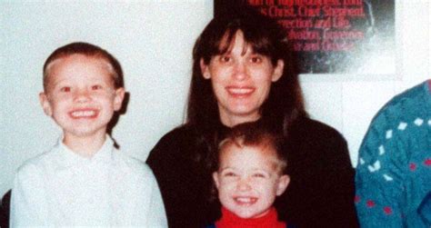 The Tragic Story Of Andrea Yates The Suburban Mom Who Drowned Her Five