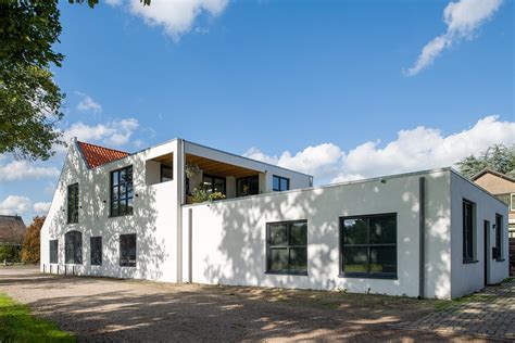 Via de website houden wij u periodiek op de hoogte van de ontwikkelingen. Bedrijfsruimte met woning Leersum - Griffioen Architecten