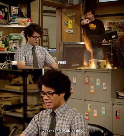 It Crowd Fire It Crowd Tv Shows Funny British Comedy