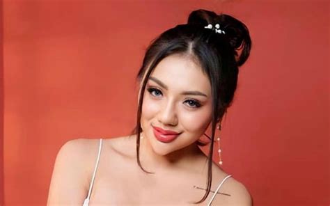 5 Potret Meli 3gp Model Cantik Yang Sering Bikin Netizen Resah