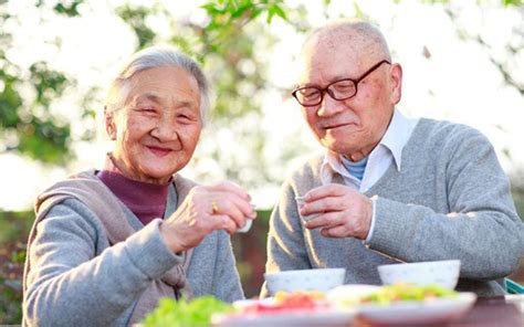 Số Người Trên 100 Tuổi ở Nhật Bản Tiếp Tục Tăng Kỷ Lục Và 5 Bí Mật Giúp