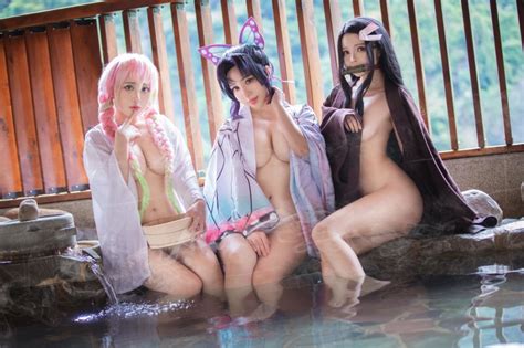 Hachi Cosplayer Kamado Nezuko Kanroji Mitsuri Kochou Shinobu Kimetsu No Yaiba Highres