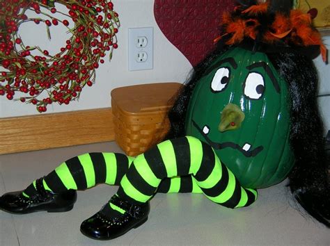 Hi everyone, here's an easy drawing tutorial how to draw a halloween pumpkin in just a few steps, you can follow the step by step video or the images. Creative Pumpkin Decorating Ideas - Ladies' Trends