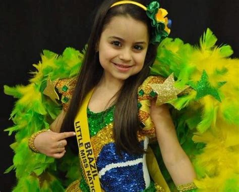 Midianews Brasileirinha De Seis Anos é Escolhida Mini Miss Mundo 2014