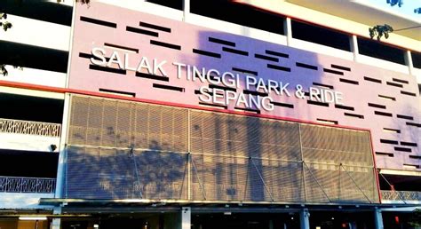 It is located at the town of salak tinggi in sepang, selangor. Salak Tinggi ERL Station, the ERL station for KLIA Transit ...