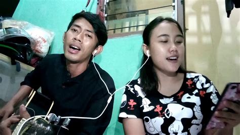 Engkau bagai air yang jernih di dalam berkas yang berdebu syakhirnya kotoran itu terlihat kesucian terlindung jua. Suci dalam debu cover - YouTube