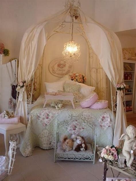 33 Cute And Simple Shabby Chic Bedroom Decorating Ideas Ecstasycoffee