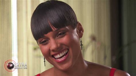 Extra Minutes Alicia Keys Talks Love Life And Her Personal Flaws Youtube