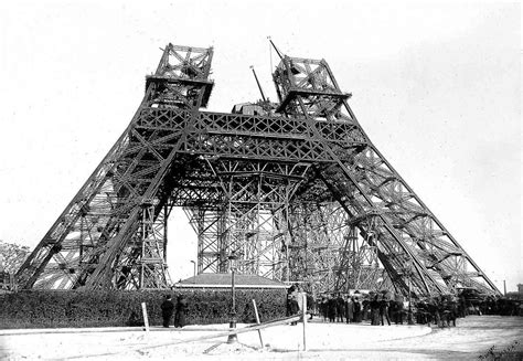 Tour Eiffel En Construction 1887 1889 ⋆ Photos Historiques Rares Et