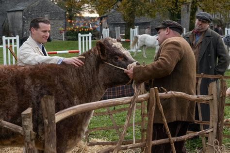All Creatures Great And Small Review Pbs Masterpiece Drama Is Lovely