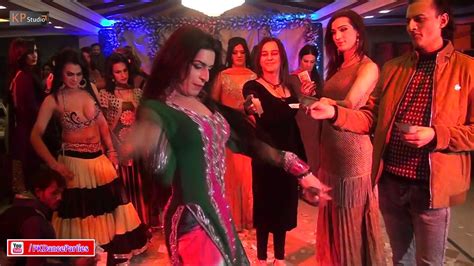 Beboo Punjabi Mujra Dance Private Mujra Party 2017 Youtube