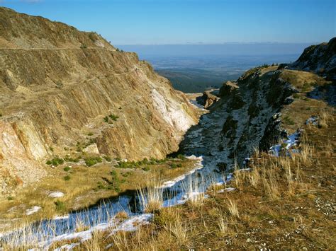 Verlassener Steinbruch im Gebirge ll Foto & Bild | tagebau, bergbau, polen Bilder auf fotocommunity
