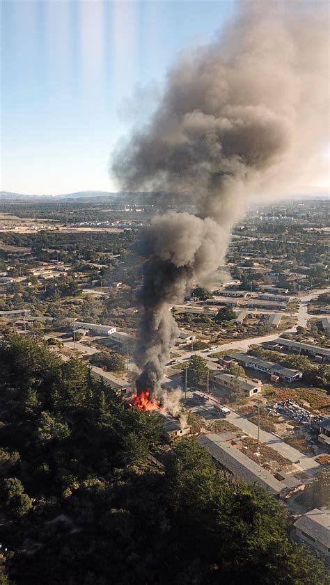 Fire Burns Abandoned Building In Fort Ord Monterey Herald
