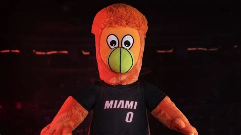 Bleacher Creatures Miami Heat Burnie 20 Jumbo Mascot Plush Figure A