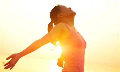 Penting Diketahui 6 Manfaat Berjemur Matahari Pagi Untuk Tubuh