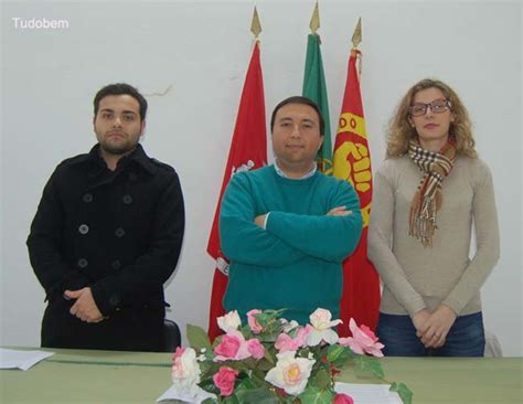The socialist youth (js) is a political organization that emerges as a youth party of the socialist party. Juventude Socialista de Elvas responde ao CDS local ...