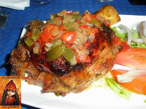 Esta receta de codillo de cerdo asado al horno es muy sencilla y solo tiene un secreto: LA COCINA DE LOS GNOMOS: CODILLO DE CERDO AL HORNO CON ...