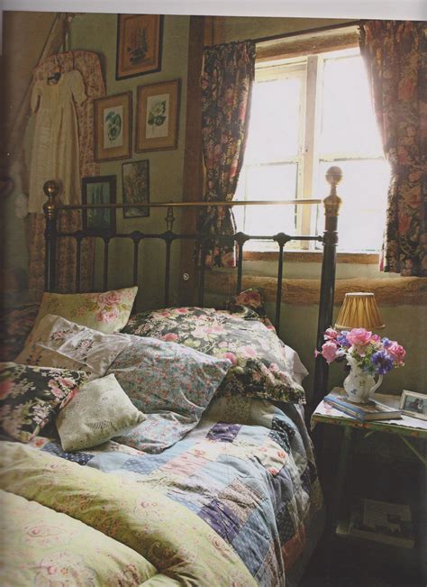 Pin By Annette Nelson On My English Cottage Vintage Bedroom Decor