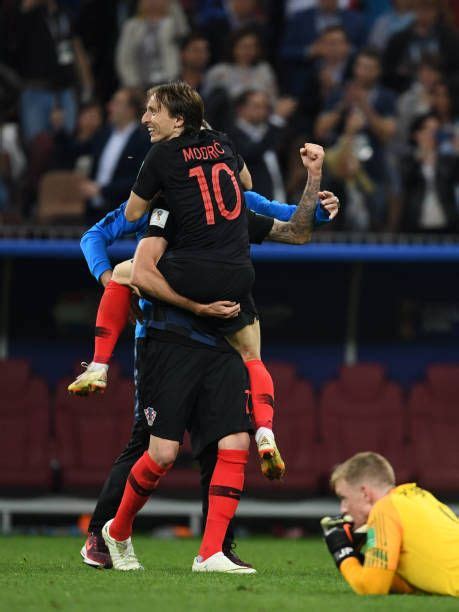 Luka modrić on fifa 21. ボード「Russia 2018 FIFA World Cup Soccer」のピン