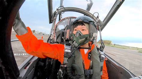 Taiwan S High Flying Female Pilots Practice For National Day