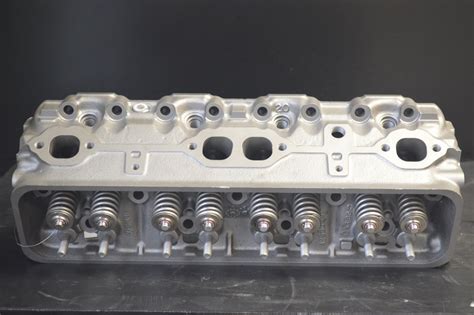 Chevy 350 V8 Sbc 062 906 Vortec Remanufactured Cylinder Head