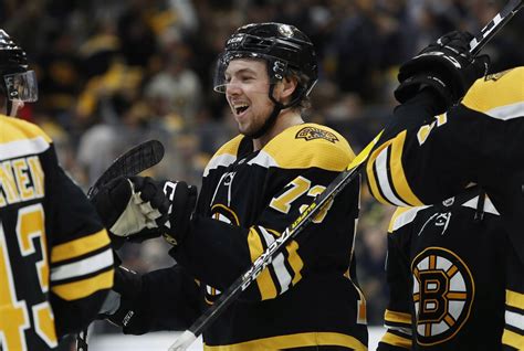 Nhl Playoffs 2019 Boston Bruins Feiert Zweiten Halbfinalsieg In Folge