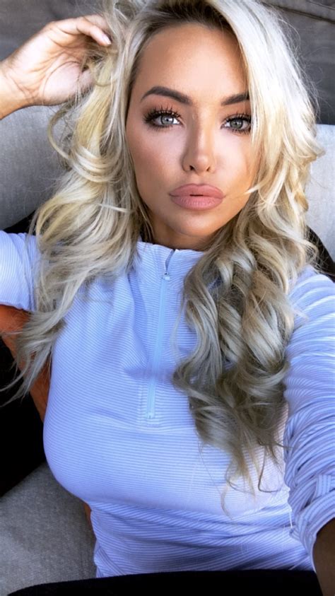 Pin On Lindsey Pelas